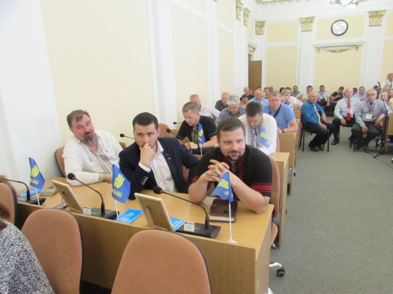 Сесію Полтавської міськради знову перенесли через суд над екс-мером