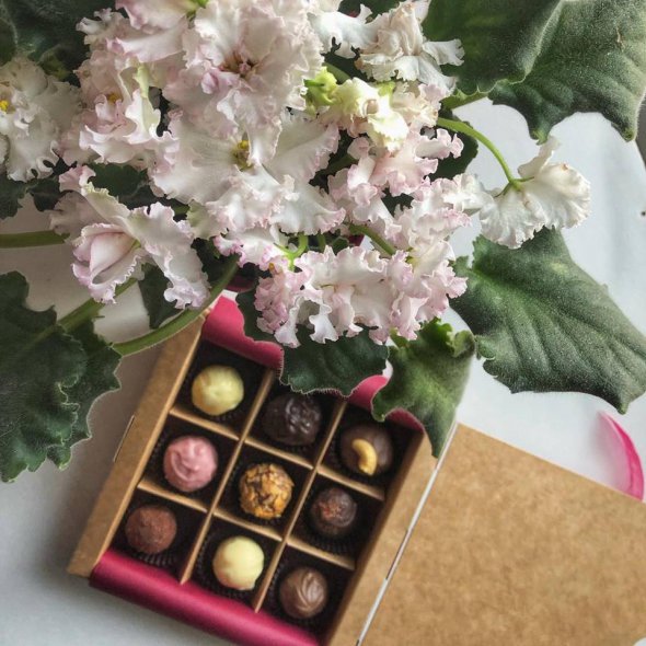 У асортименті 13 варіантів цукерок, до літа та зими створює різні смаки