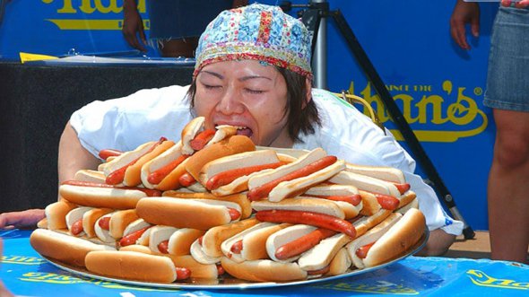Хот-дог очолює друге місце у рейтингу найшкідливіших продуктів у світі