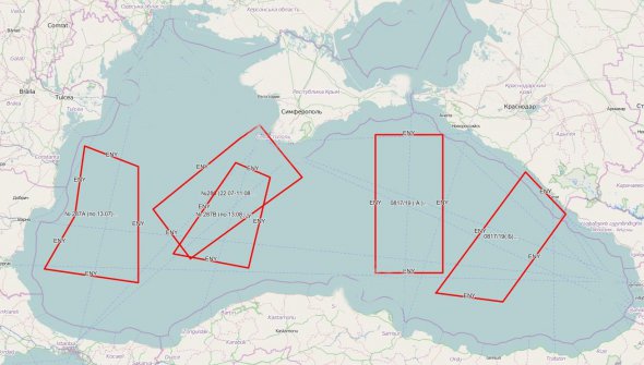 Суммарная площадь перекрытой территории составляет почти 119 кв м. Это больше четвертой части общей площади водоема.