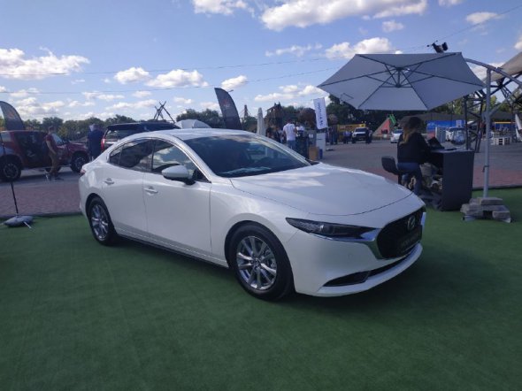 Mazda 3