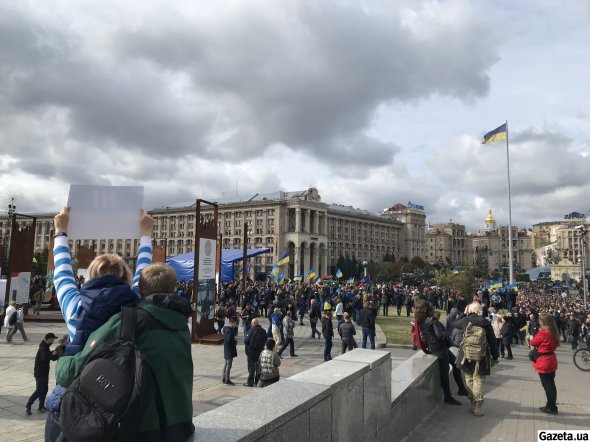 Vyd na akcyju storonы ulycы Ynstytutskoj