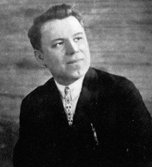 Михайло Драй-Хмара - поет, літературознавець