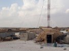 Американські війська залишили практично недоторканою інфраструктуру покинутої військової бази біля міста Манбідж у Сирії