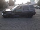 Поблизу Івано-Франківська зіткнулися автомобіль рятувальників марки ГАЗ-2705 та Land Rover. Четверо потерпілих