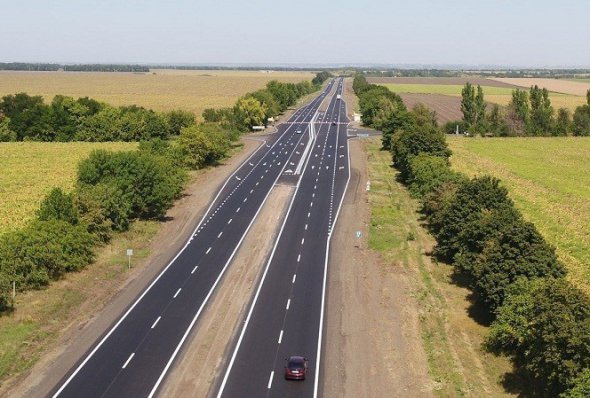 Кілометри відмінних доріг - ще один успішний проект команди Резниченка