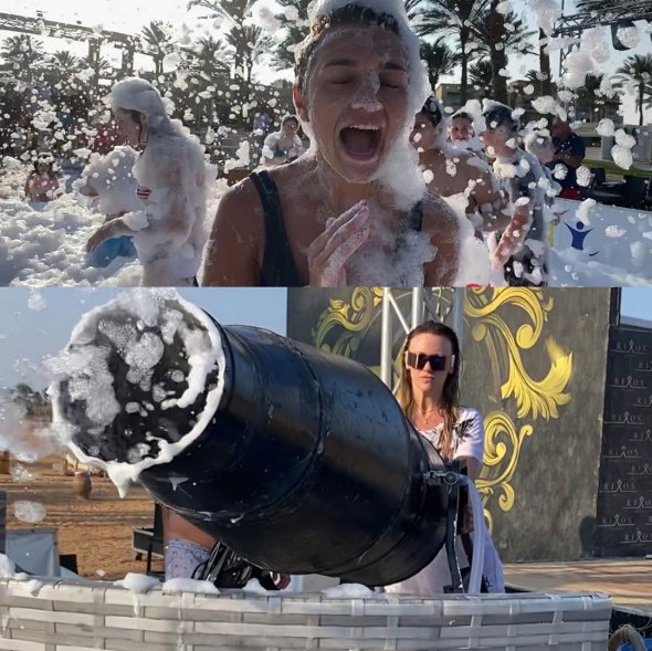 Телеведущая 32-летняя Леся Никитюк показала поклонникам интересную забаву, которой развлекается с подругой