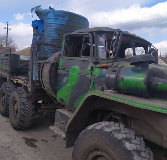 ”Урал” – водовоз 1-го армійського корпусу ЗС РФ на Донбасі вражений українською керованою ракетою “Стугна-П"