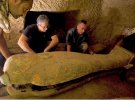 Вік саркофагів перевищує 2500 років