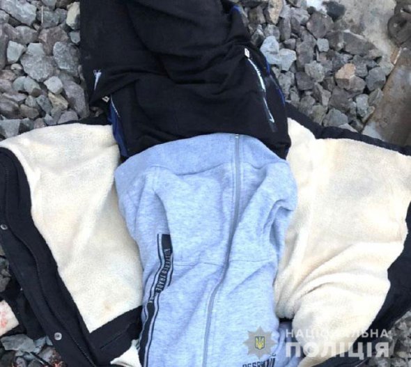 На Ровенщине 17-летний парень лег под поезд