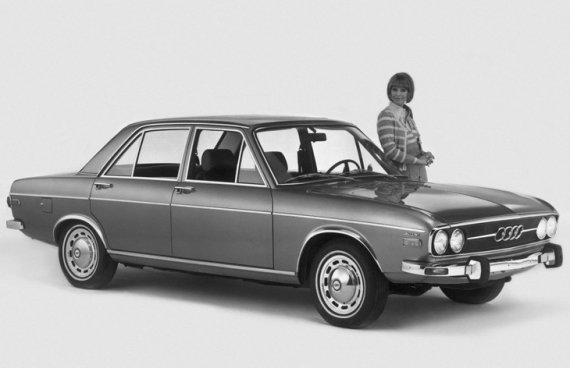 Презентували автомобіль Audi 100
