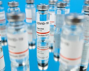 Первая европейская страна начала массовую вакцинацию против Covid-19