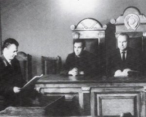 Розпочався суд над правозахисниками