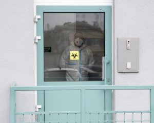 Показали, як лікують Covid-хворих у лікарні із заповненістю 110%
