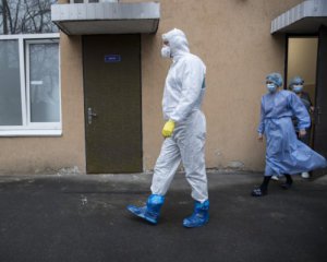"Вони не дихають" - показали кадри з дитячого відділення Covid-лікарні