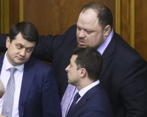 Разумков и Стефанчук поссорились из-за подписи закона об олигархах