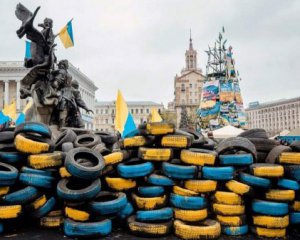 Західні дипломати вітають українців із Днем гідності та свободи