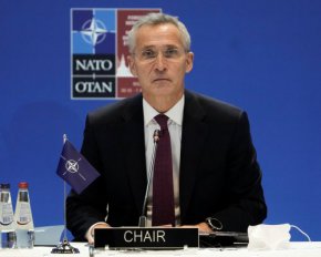 У НАТО є ті, хто не хоче сваритися з Москвою - посол України при Альянсі