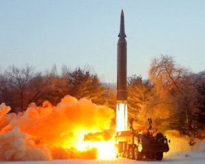 Північна Корея вдруге запустила невідомий снаряд в сторону Японського моря