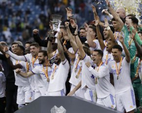 Лунин с "Реалом" стал победителем Суперкубка Испании