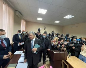 Зеленський призначив мені адвоката - Порошенко