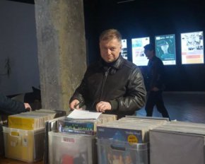 &quot;Платівку української співачки хотіли купити за п&#039;ять тисяч доларів&quot;: колекціонер вінілу розповів про фестиваль Kyiv Vinyl Mysic Fair