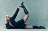Оголена Леді Ґаґа у піджаку й на підборах ефектно прикрасила обкладинку журналу