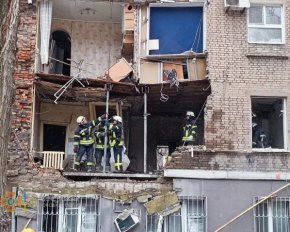 Вибух у Запоріжжі зруйнував сім квартир, будинок може обвалитися