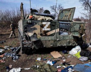 На півдні українські захисники знищили три зенітні установки, зенітно-ракетний комплекс &quot;Стріла-10&quot;, також знищено 42 окупантів