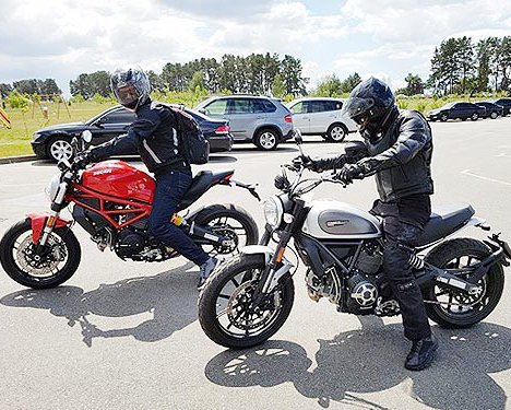 Ducati презентувала нові мотоцикли Ducati презентувала нові мотоцикли