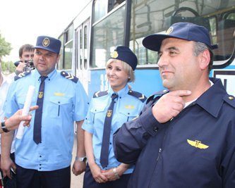Водіїв усіх видів громадського транспорту одягнули в уніформу Водіїв усіх видів громадського транспорту одягнули в уніформу