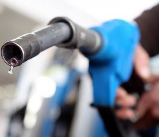 Бензин і дизпаливо  дорожчають третій тиждень