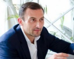 Киевская область должна стать флагманом по реформированию медицины в сельской местности - депутат Вячеслав Соболев