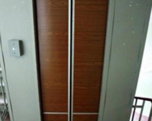 Младенец и 38-летняя женщина погибли из-за обрыва лифта