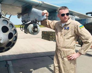 "Никаких депрессий не было и в помине" - журналист о самоубийстве летчика-героя