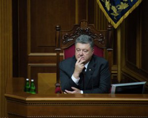 В Раде сообщили, сколько собрали подписей за импичмент Порошенко