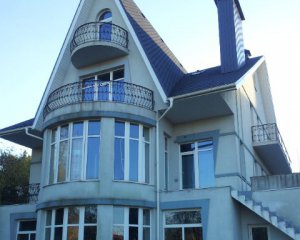 Квартири, гаражі, офіси: здають в оренду майно банків-банкрутів