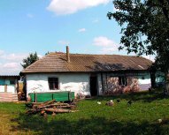 "Виховала трьох синів і дочку. Маю 25 правнуків. Навіть ніхто не наглєне"
