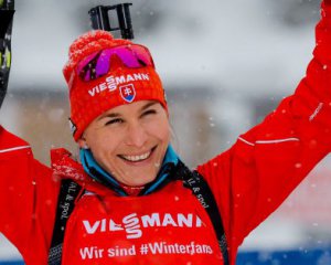   Biathlon: the results of the historic mass start of women 