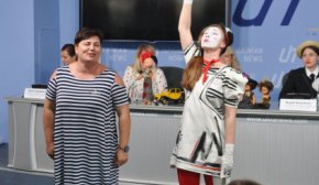 Зеленський, стиль гангстерів і гурт "Нумер 482" - презентували "РетроФест"