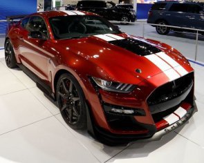 Новая версия Mustang будет самым мощным автомобилем Ford