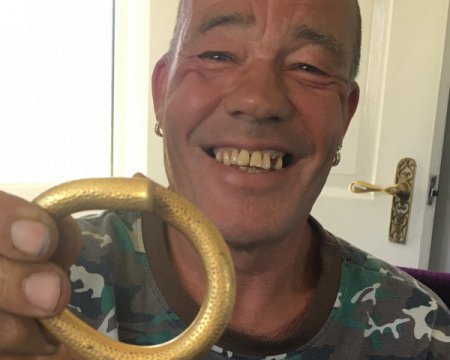 РезÑлÑÑÐ°Ñ Ð¿Ð¾ÑÑÐºÑ Ð·Ð¾Ð±ÑÐ°Ð¶ÐµÐ½Ñ Ð·Ð° запиÑом Ð¥Ñо ÑÑÐºÐ°Ñ - Ñой знайде: ÑоловÑк викопав ÑнÑкалÑÐ½Ñ Ð·Ð¾Ð»Ð¾ÑÑ Ð¿ÑикÑаÑÑ