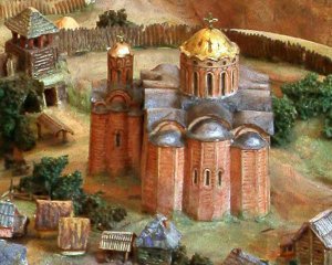 В монастыре сделали общежитие