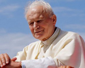 До України везуть мощі святого Папи Іоана Павла ІІ