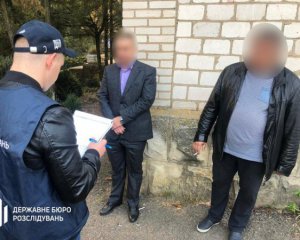 Працівників фіскальної служби викрили на хабарі
