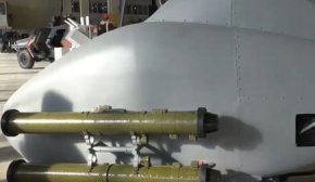 Hruzija pokazala bojovyj bezpilotnyk iz ukraїns'kymy raketamy