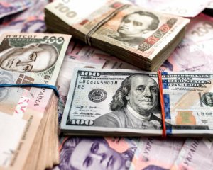 Гривня тримає позиції: курс валют на 11 грудня