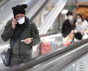 Коронавірус добрався до нової країни