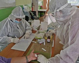 Кількість хворих перевалила за 20 тис.: оновлені цифри по коронавірусу в Україні