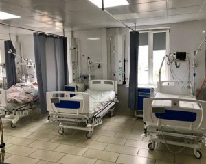Впала в кому до підтвердження діагнозу: померла 20-річна пацієнтка з коронавірусом